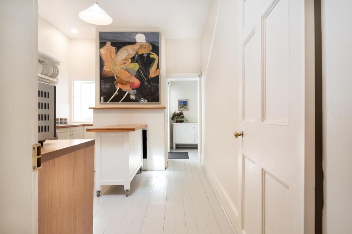 Charming On Charles Villa Launceston Exterior photo