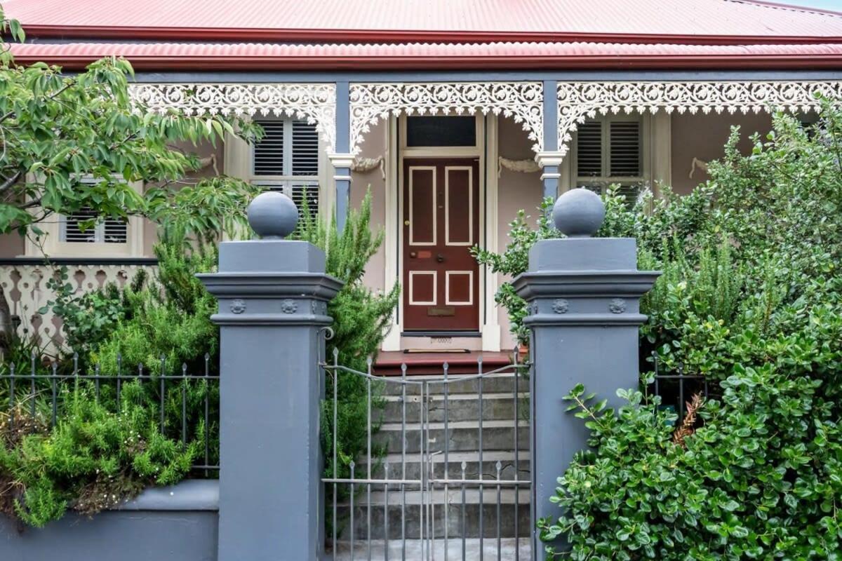 Charming On Charles Villa Launceston Exterior photo